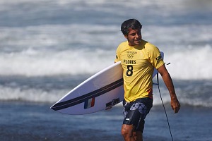 El surfista Jeremy Flores durante los Juegos Olímpicos de Tokio celebrados en 2021. (EUTERS/Lisi Niesner)